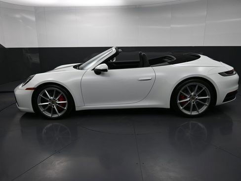 Certified 2020 Porsche 911 Carrera 4S AWD/4WD image 34