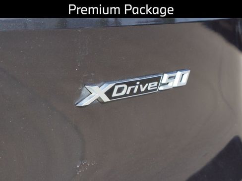 Certified 2023 BMW iX xDrive50 w/ Premium Package AWD/4WD image 11