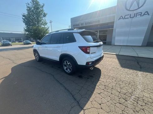 Used 2023 Honda Passport TrailSport image 7