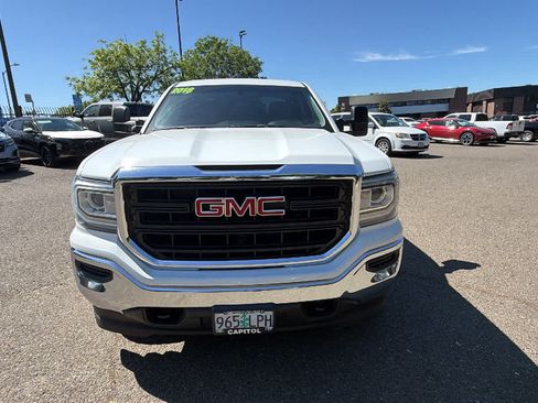 Used 2018 GMC Sierra 1500 4x4 Double Cab w/ Sierra Convenience Package image 2