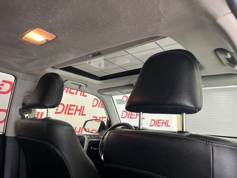 Used 2023 Toyota 4Runner SR5 Premium w/ Moonroof Package AWD/4WD image 12