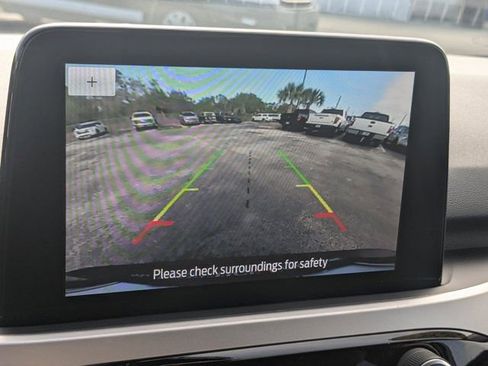 Used 2020 Ford Escape SE image 24