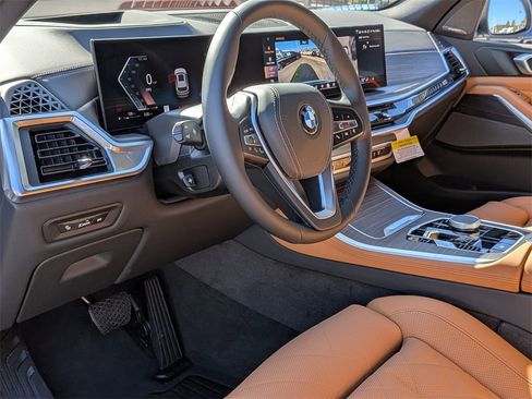 New 2026 BMW X5 sDrive40i image 8