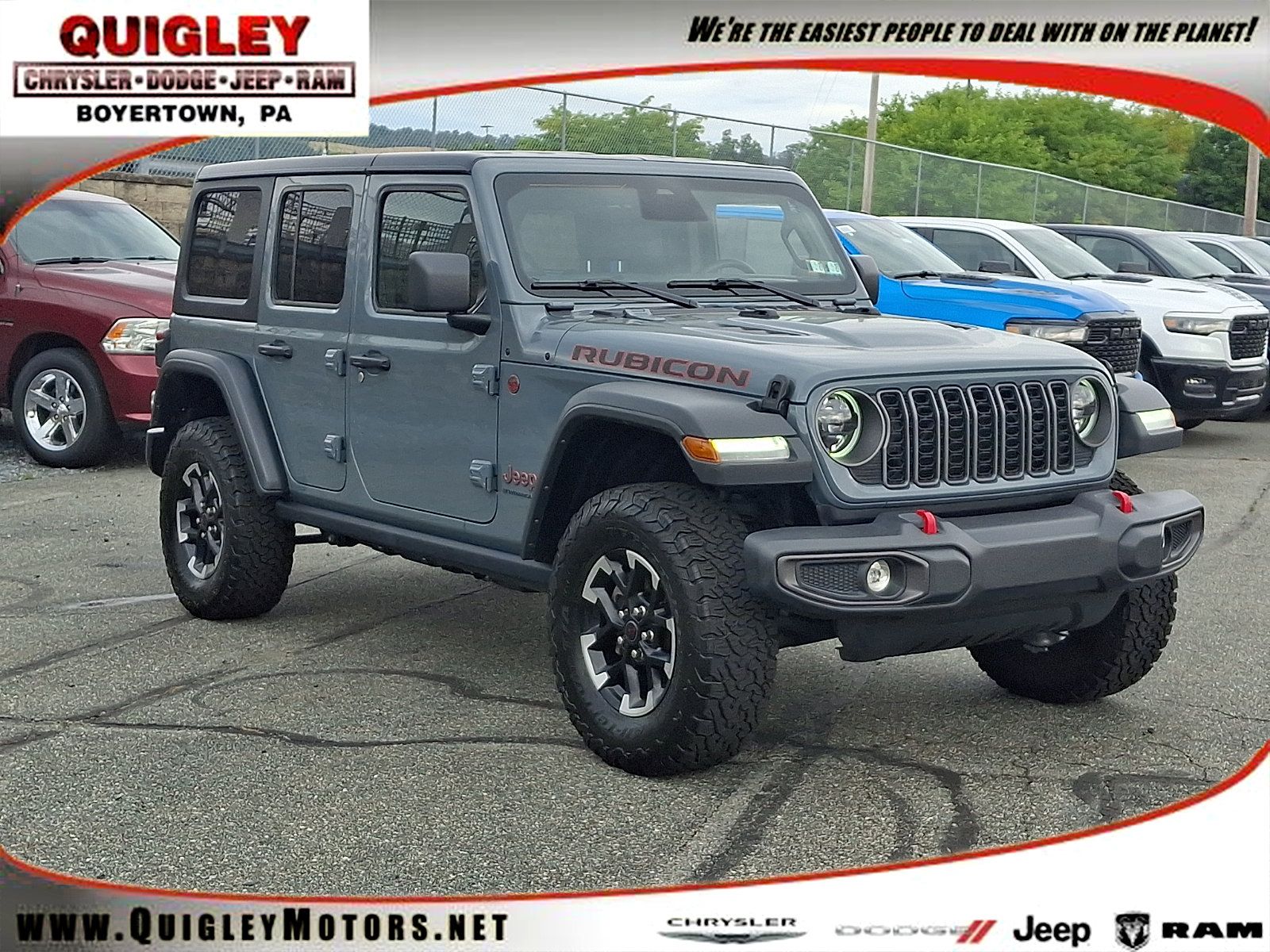 Used 2025 Jeep Wrangler Unlimited Rubicon w/ Convenience Group AWD/4WD image 1