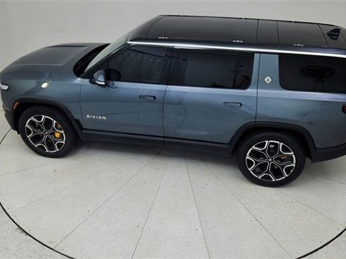 Used 2024 Rivian R1S Adventure image 81