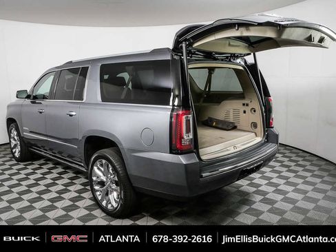 Used 2020 GMC Yukon XL Denali w/ Denali Premium Package RWD image 36