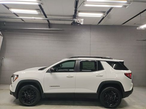 New 2026 GMC Terrain Elevation image 17