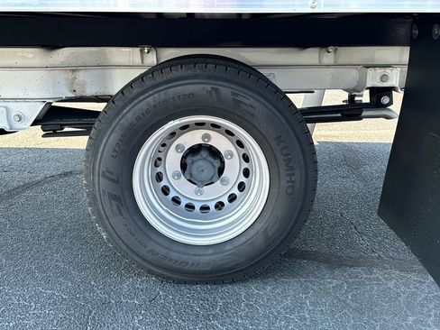 Used 2024 Mercedes-Benz Sprinter 3500 image 19