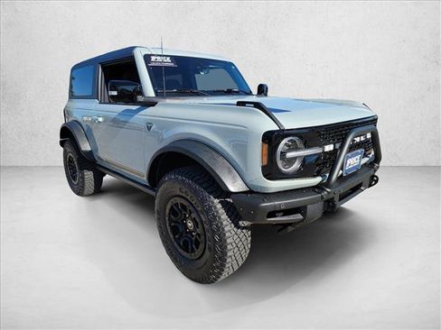 Used 2021 Ford Bronco First Edition image 3