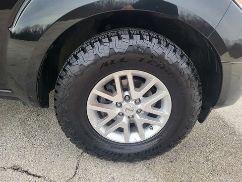 Used 2019 Nissan Frontier SV image 28