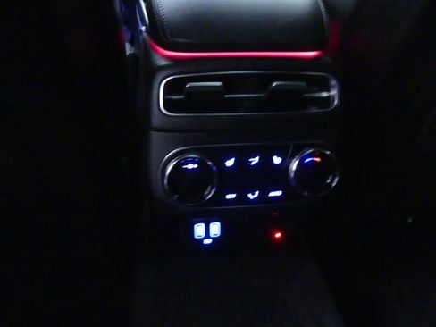 Used 2023 Genesis GV70 3.5T Sport w/ Sport Prestige Package image 28