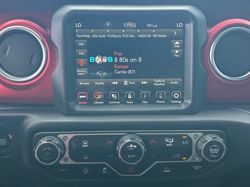 Used 2023 Jeep Gladiator Rubicon w/ Trailer Tow Package AWD/4WD image 29