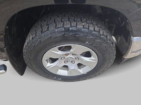 Used 2022 RAM 1500 Big Horn AWD/4WD image 35
