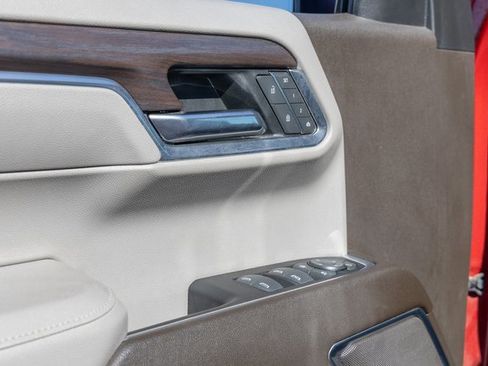 Certified 2022 GMC Sierra 1500 SLT w/ X31 Off-Road Package image 16