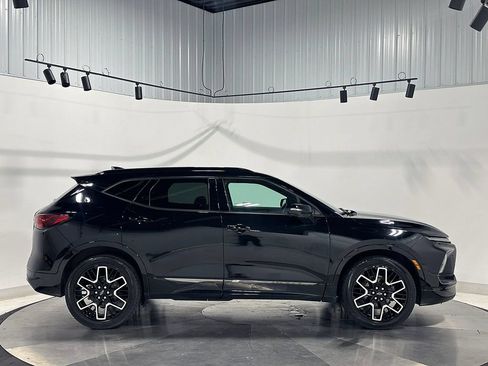 Used 2023 Chevrolet Blazer RS AWD/4WD image 10