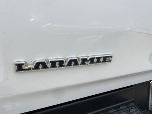 Certified 2019 RAM 1500 Laramie RWD image 17