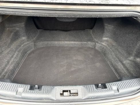 Used 2015 Lincoln MKS AWD image 14
