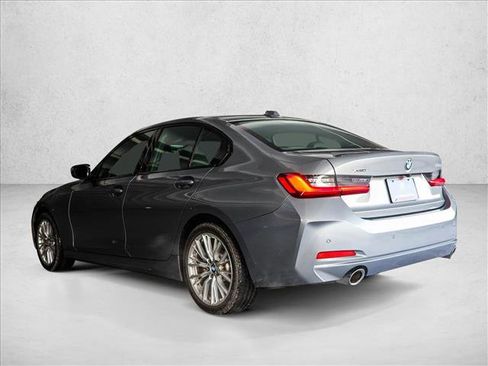 Used 2023 BMW 330i xDrive 330i xDrive w/ Driving Assistance Package image 7