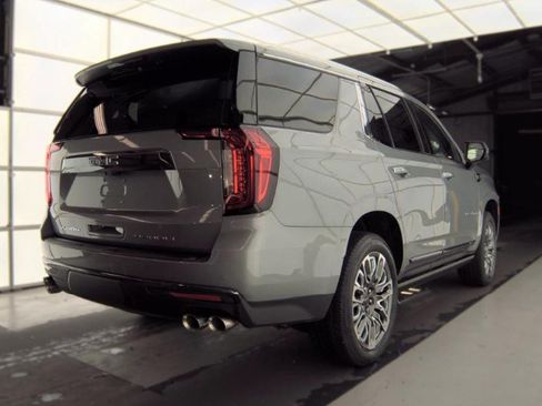 Used 2023 GMC Yukon Denali w/ Max Trailering Package AWD/4WD image 3