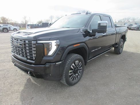 New 2026 GMC Sierra 2500 Denali Ultimate image 11