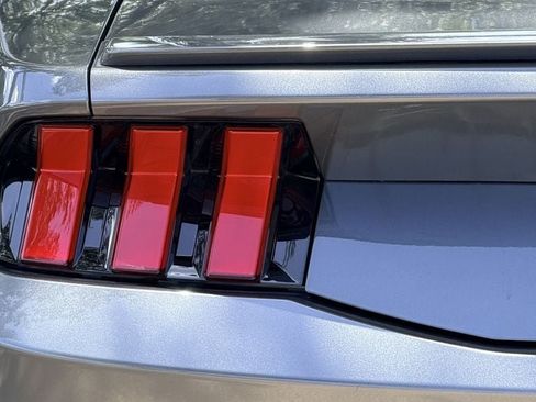 Used 2025 Ford Mustang Premium RWD image 9
