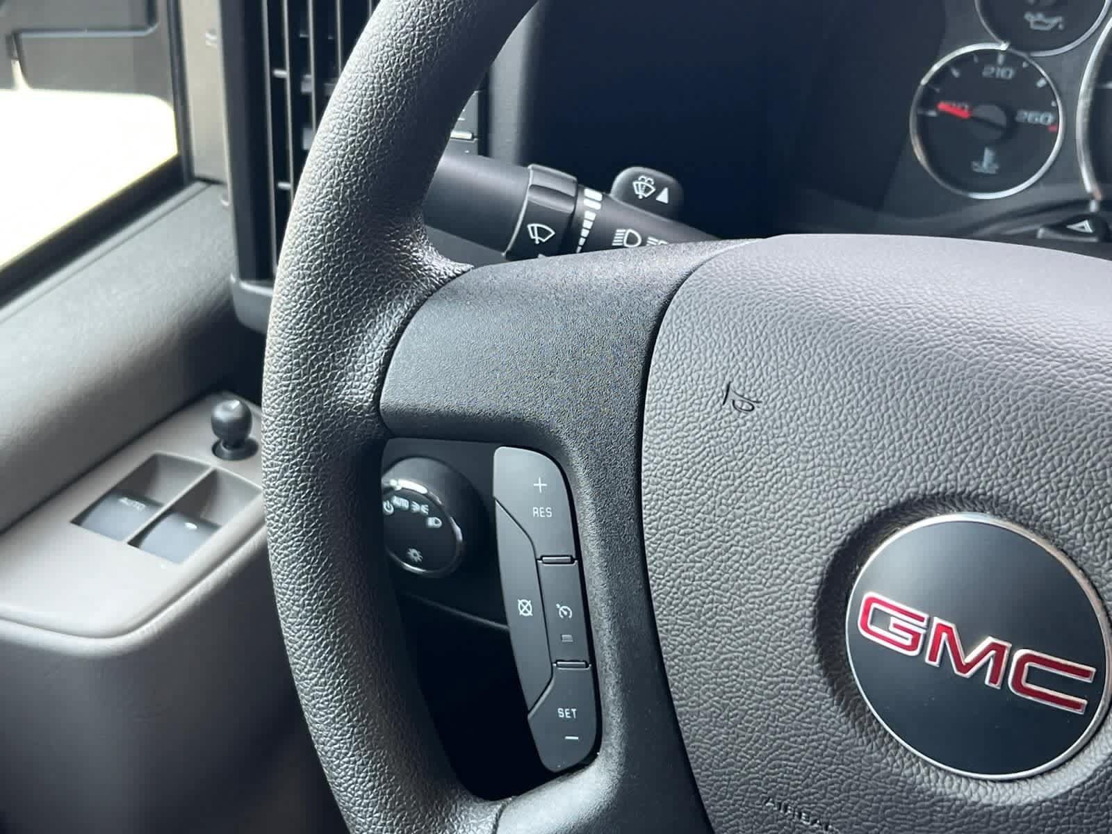 Certified 2025 GMC Savana 2500 w/ Driver Convenience Package RWD image 18