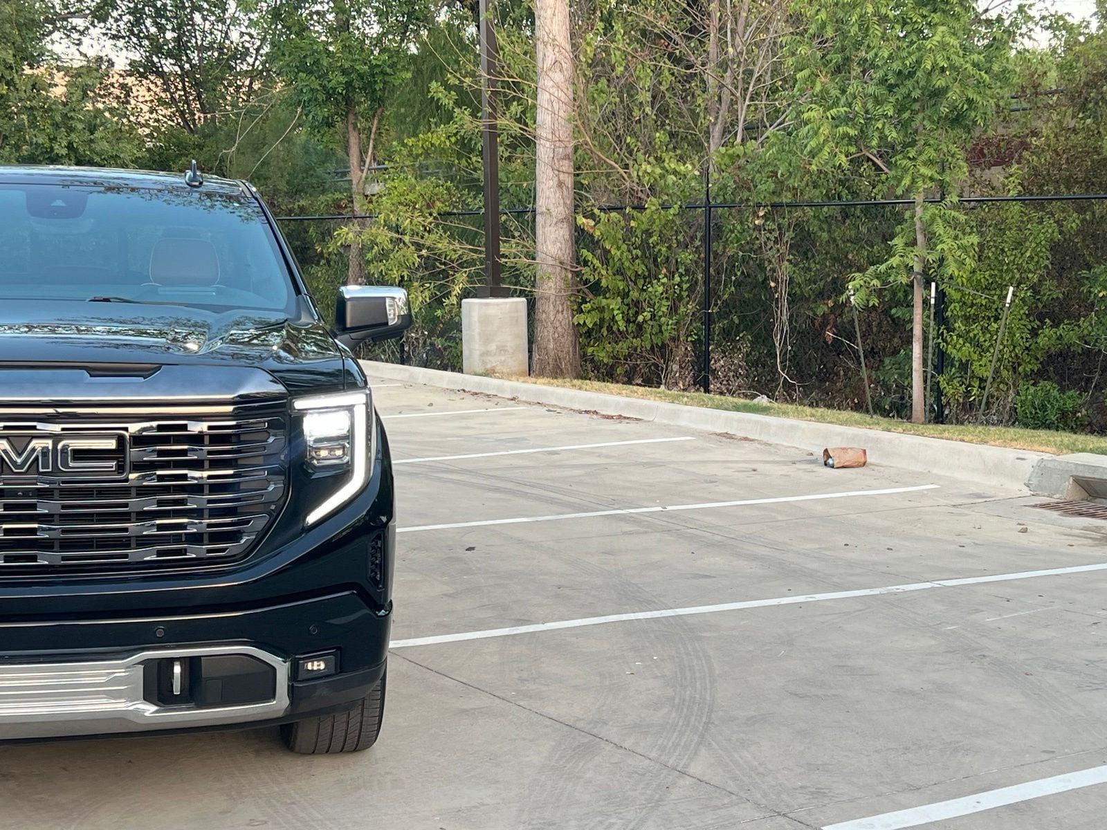 Used 2024 GMC Sierra 1500 Denali Ultimate AWD/4WD image 3