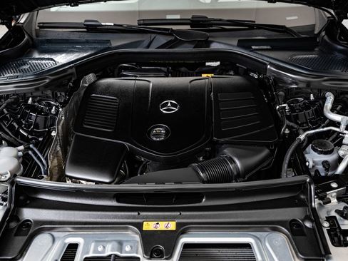 Certified 2026 Mercedes-Benz GLC 300 4MATIC image 44