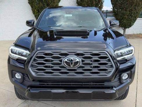 Used 2023 Toyota Tacoma TRD Sport AWD/4WD image 8