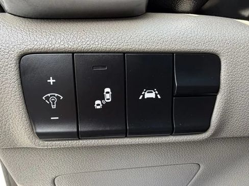 Used 2022 Kia Sportage Nightfall Edition FWD image 38