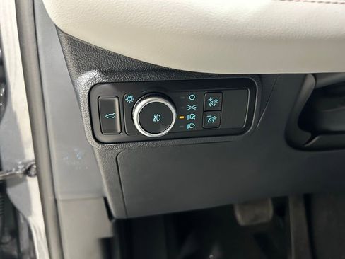 New 2026 Ford Explorer Active w/ Active Comfort Package image 11