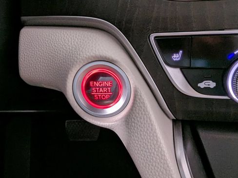 Used 2018 Honda Accord EX-L image 32