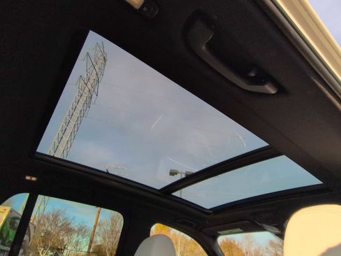 Certified 2024 BMW X5 xDrive40i w/ Premium Package image 23