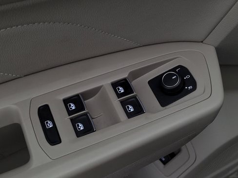 Used 2022 Volkswagen Atlas SE FWD image 27