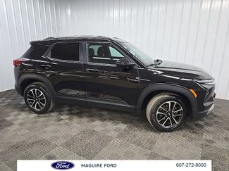 Used 2024 Chevrolet TrailBlazer LT w/ LT Cold Weather Package AWD/4WD video 1