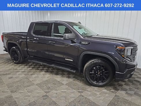 Used 2022 GMC Sierra 1500 Elevation AWD/4WD image 1