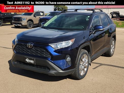 Used 2021 Toyota RAV4 XLE Premium image 1