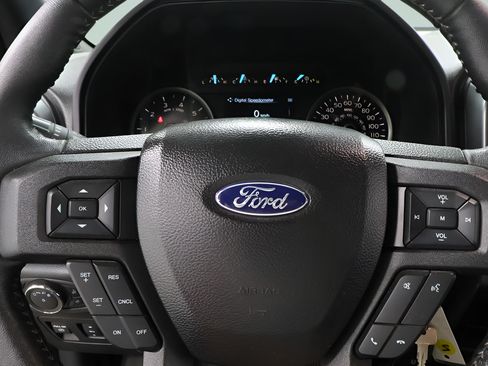 Used 2018 Ford F150 XLT w/ Equipment Group 301A Mid AWD/4WD image 15