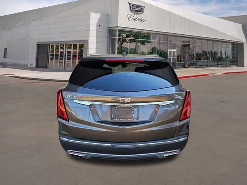 Used 2020 Cadillac XT5 Premium Luxury image 5