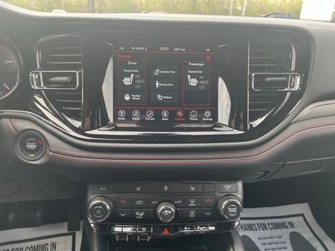 Used 2023 Dodge Durango GT AWD/4WD image 17
