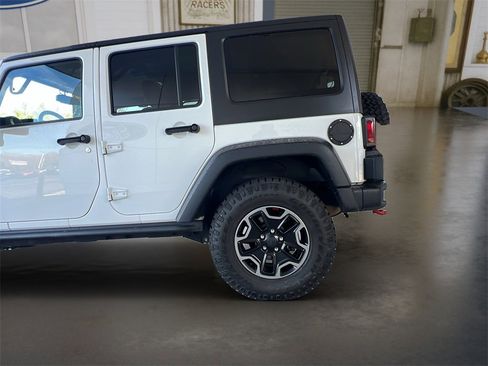 Used 2017 Jeep Wrangler Unlimited Rubicon image 8