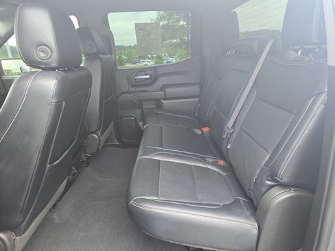 Used 2021 Chevrolet Silverado 1500 Custom Trail Boss AWD/4WD image 14