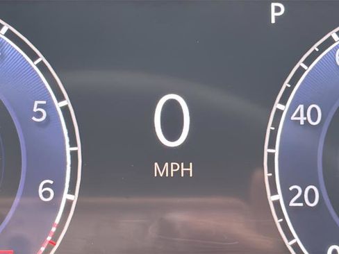 Used 2025 Jeep Grand Cherokee Laredo X w/ Luxury Tech Group I image 29