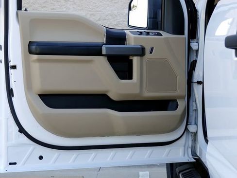 Used 2015 Ford F150 XLT w/ Equipment Group 301A Mid image 22