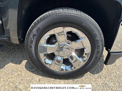 Used 2018 Chevrolet Silverado 1500 LTZ w/ Sport Package AWD/4WD image 36