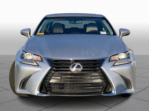 Used 2016 Lexus GS 200t image 4