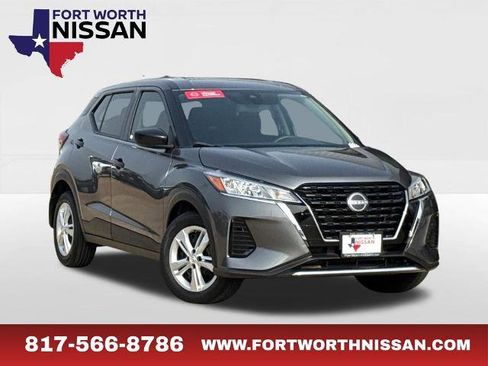 Certified 2025 Nissan Kicks Play S FWD image 1