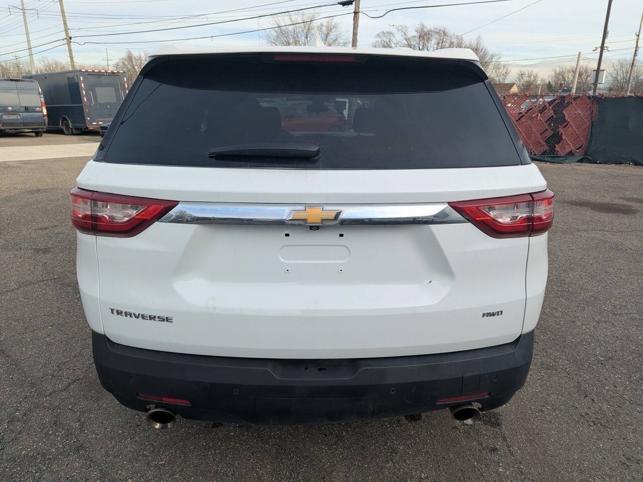 Used 2021 Chevrolet Traverse LS AWD/4WD image 6