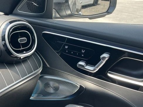 Used 2024 Mercedes-Benz C 300 Sedan image 31