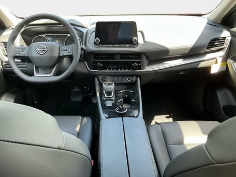 New 2026 Nissan Rogue SV AWD/4WD image 12